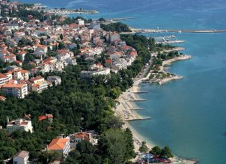 Crni molo strand – Crikvenica