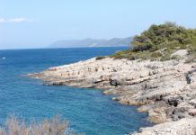 Glavica strand – Vrboska