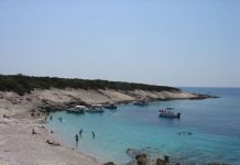 Proizd nudista strand – Vela Luka