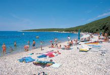 Tiha strand – Martinscica