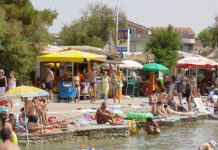 Plava plaza strand – Vodice