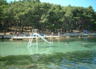 Bene strand – Split