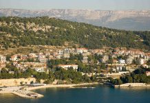 Jezinac strand – Split