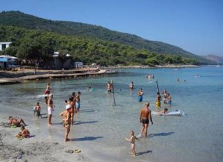 Mlaska strand – Sucuraj