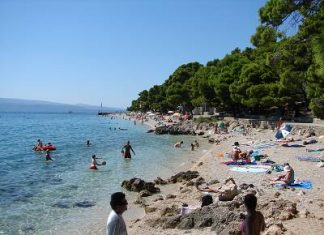 Sv. Nedjelja strand – Sv. Nedjelja