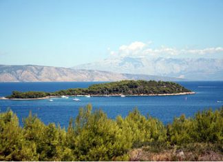 Zecevo nudista strand – Vrboska