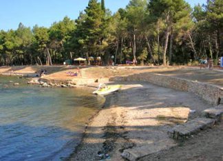Kuvi strand – Rovinj