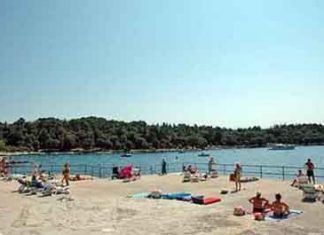 Lone strand – Rovinj
