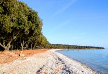 Strasko strand – Novalja