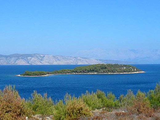 Zecevo egy kis sziget Jelsa partmenti vizeiben.