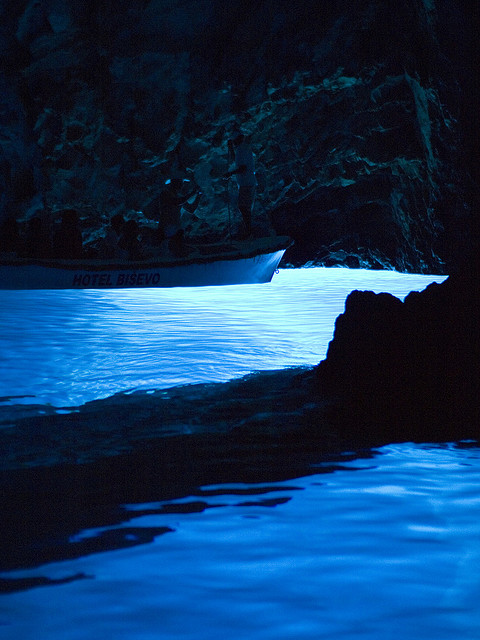 Kék-barlang (Modra špilja), Biševo-sziget