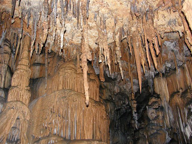 A park leghosszabb barlangjai közé tartozik a Vodarica.