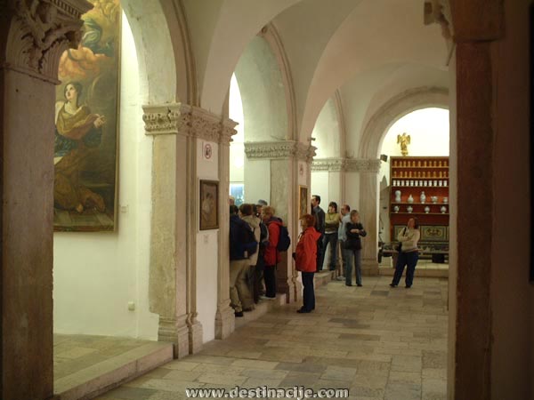 A Ferences kolostor múzeuma és könyvtára, Dubrovnik