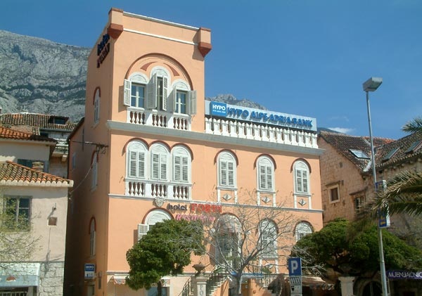 A Kacic-Peko palota ma szállodaként funkcionál, Makarska