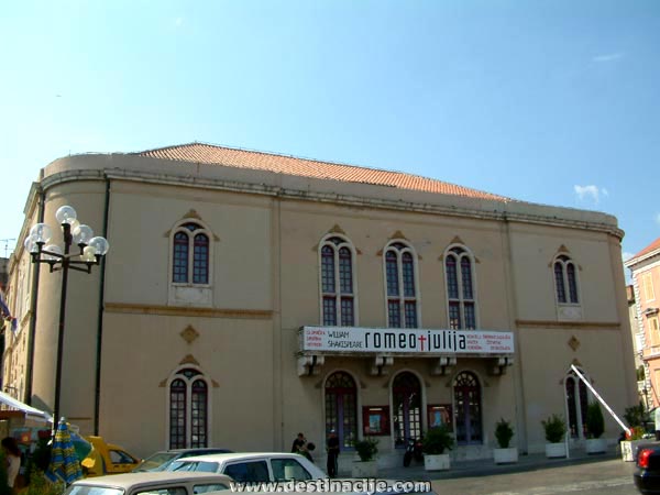 Šibenik-i színház